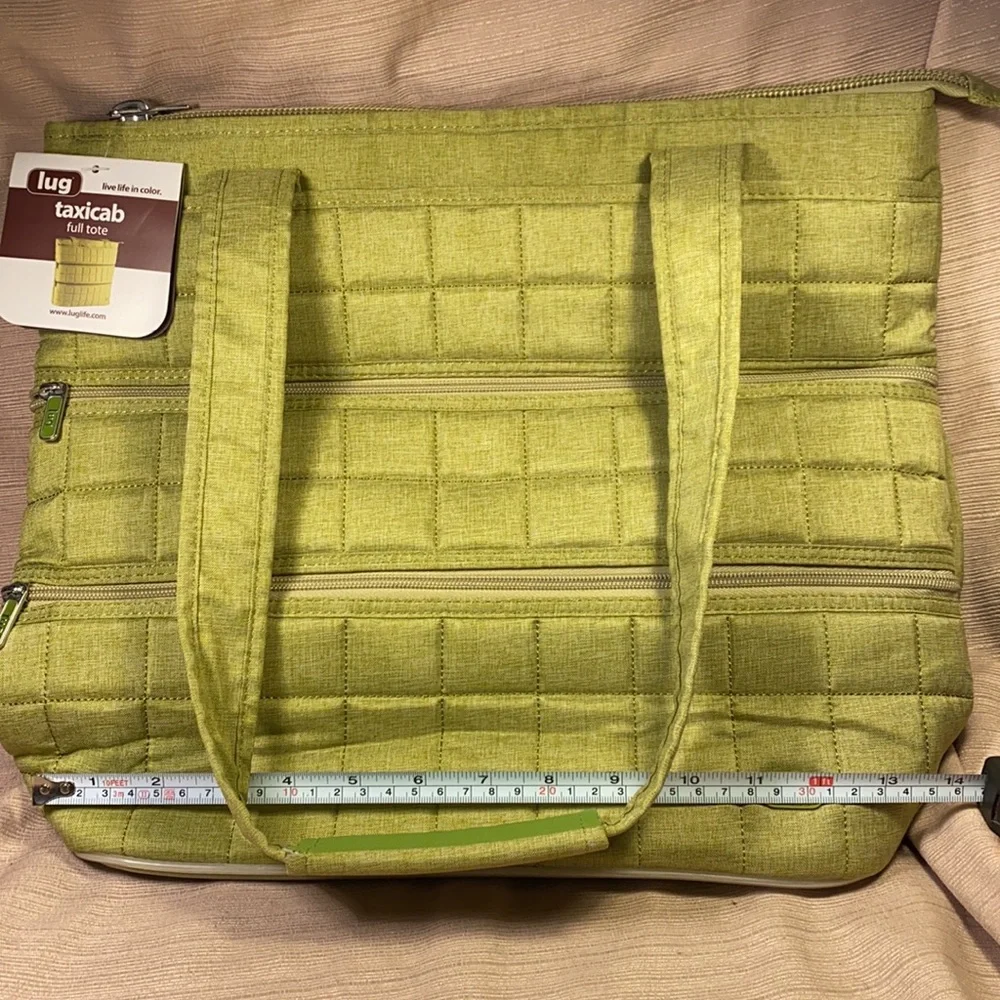 NWT Lug taxicab full tote- best one ever!